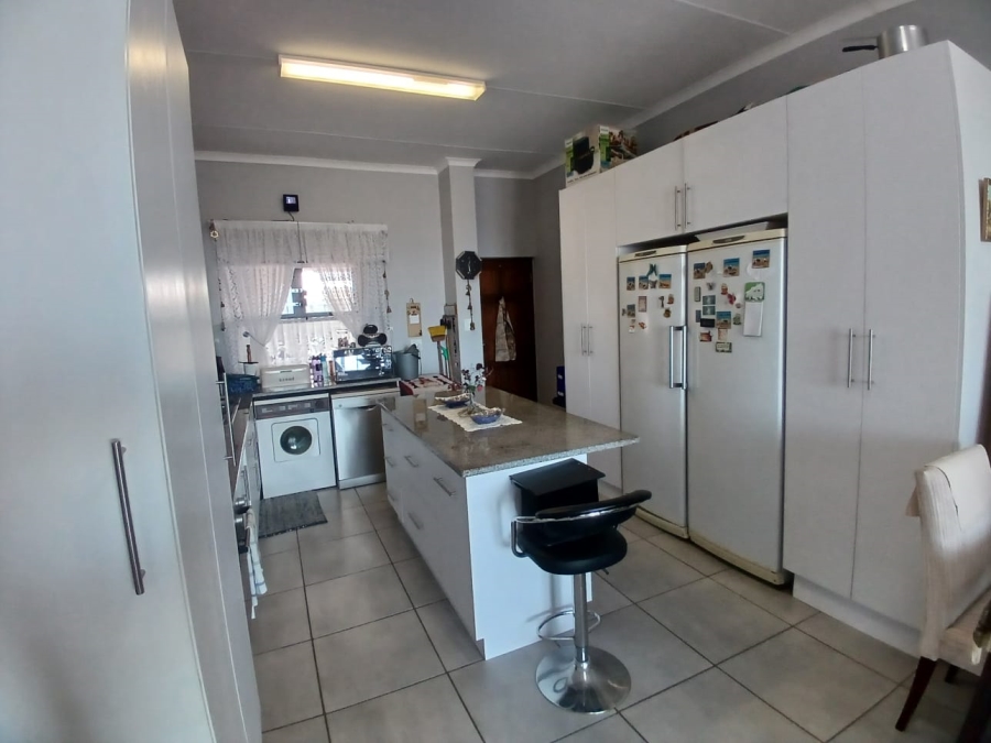 2 Bedroom Property for Sale in Island View Western Cape